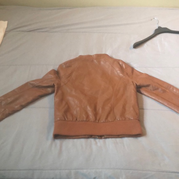 Leather jacket - Picture 5 of 8